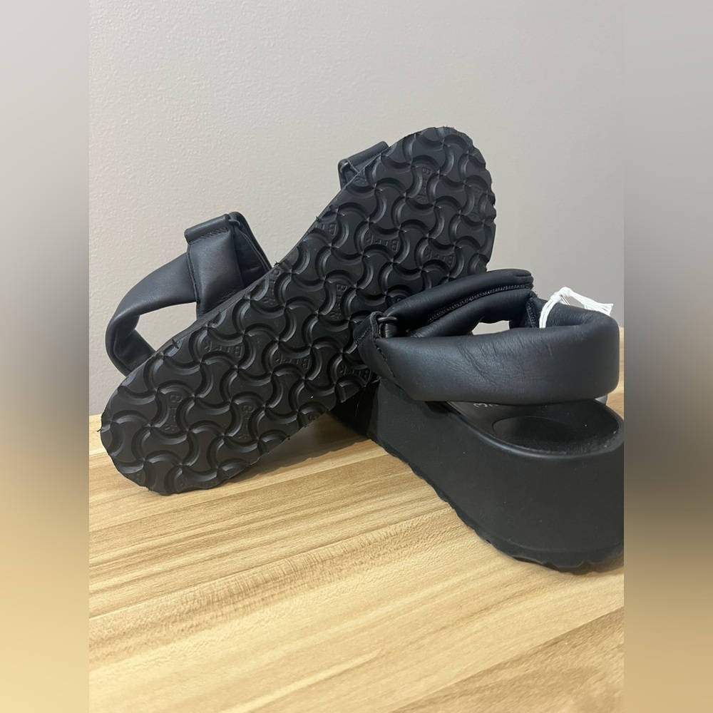Birkenstock Theda Platform Sandals - Picture 8 of 10